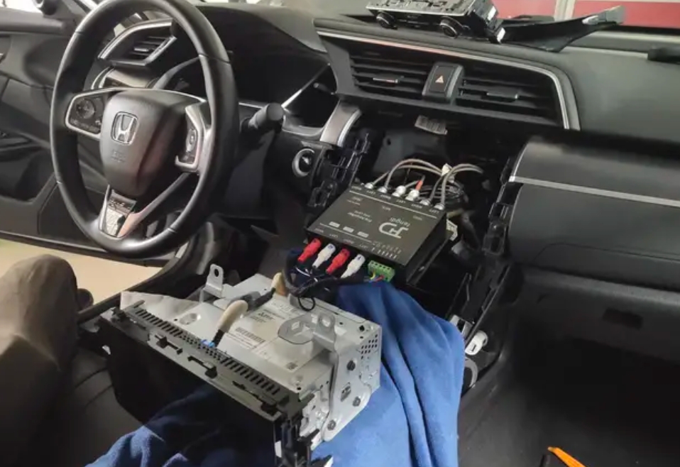 音响大声就破音,u17音响调音