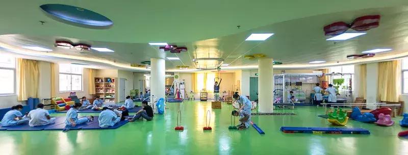 龙岩慈爱康复中心收费标准,龙岩市慈爱儿童康复中心