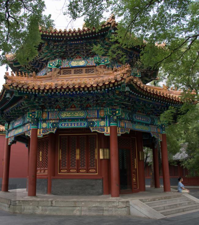 北京赏秋寺庙,北京三个景点