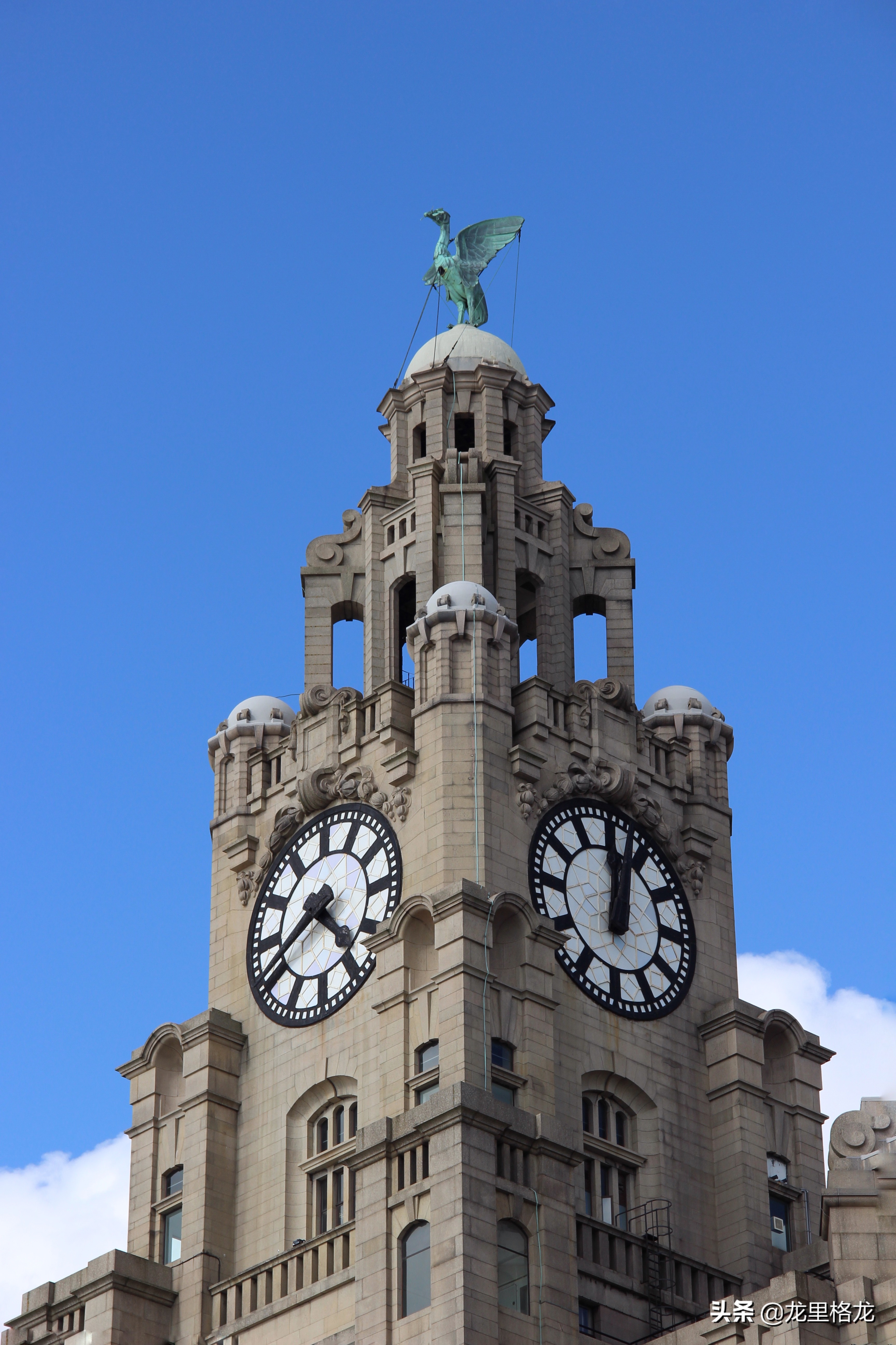 英国球迷采访利物浦,英格兰欧洲杯后采访球迷