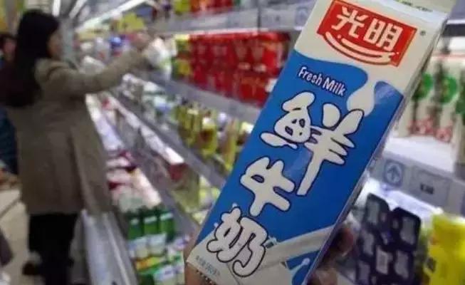 挺住！这家公司经营不善，没想到几百万中国人竟求涨价，集体买爆