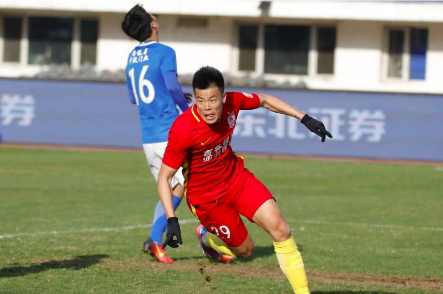 谭龙亚洲杯表现,谭龙中超中甲总共打进多少球