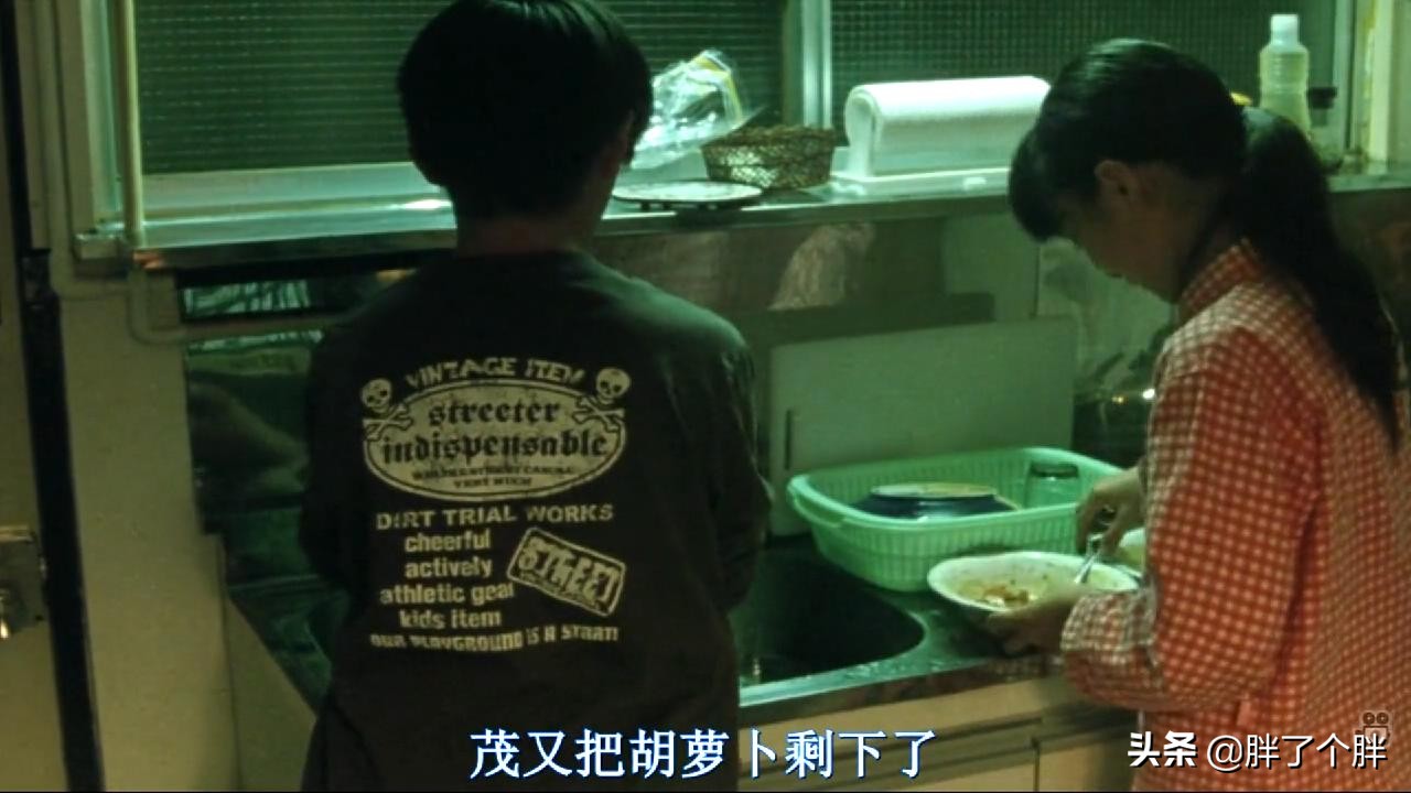 无人知晓：真实事件改编，母亲为和男友同居，抛下四个孩子离去