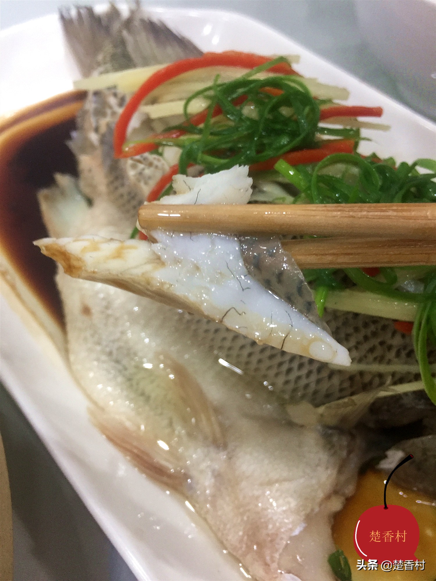 清蒸鲈鱼最正确的方法,清蒸鲈鱼各种最正宗的方法