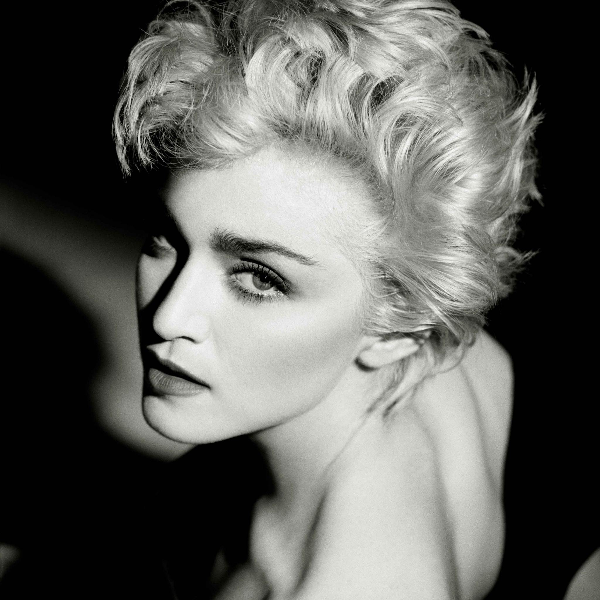 62岁麦当娜拍自传电影,麦当娜传奇成名之路