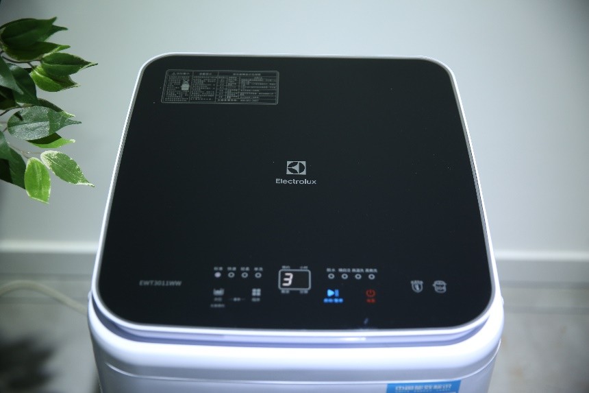 伊莱克斯洗衣机14105测评,伊莱克斯ewt9022wg洗衣机怎么样