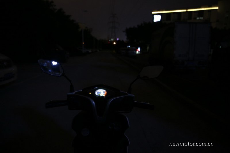 三阳fnx150踏板2021款评测,三阳fnx踏板150带人可以跑山吗