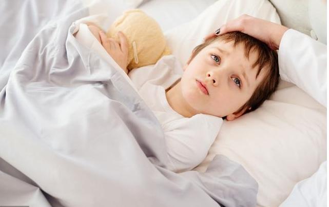 孩子拼图遇到困难怎么引导他,这个拼图真的好难拼啊