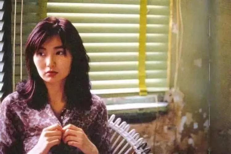 玫瑰的故事亦舒讲什么,亦舒经典句子关于爱情