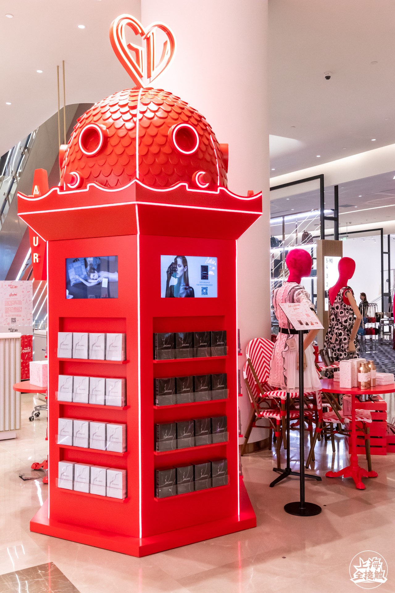 老佛爷百货中国第二店营业,走进上海老佛爷百货