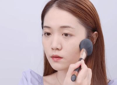 夏天怎么化妆清爽遮瑕不脱妆,夏天如何化妆不脱妆