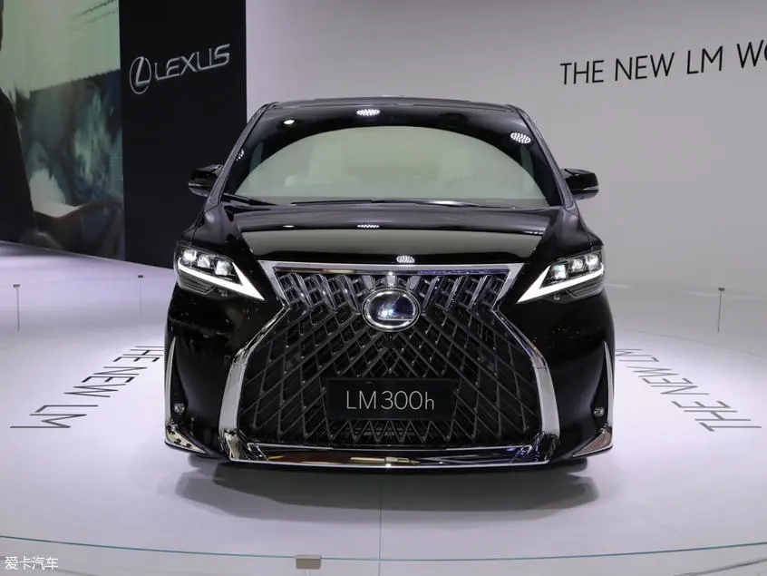 雷克萨斯LM，土豪专属，加价50万买它不算个事！