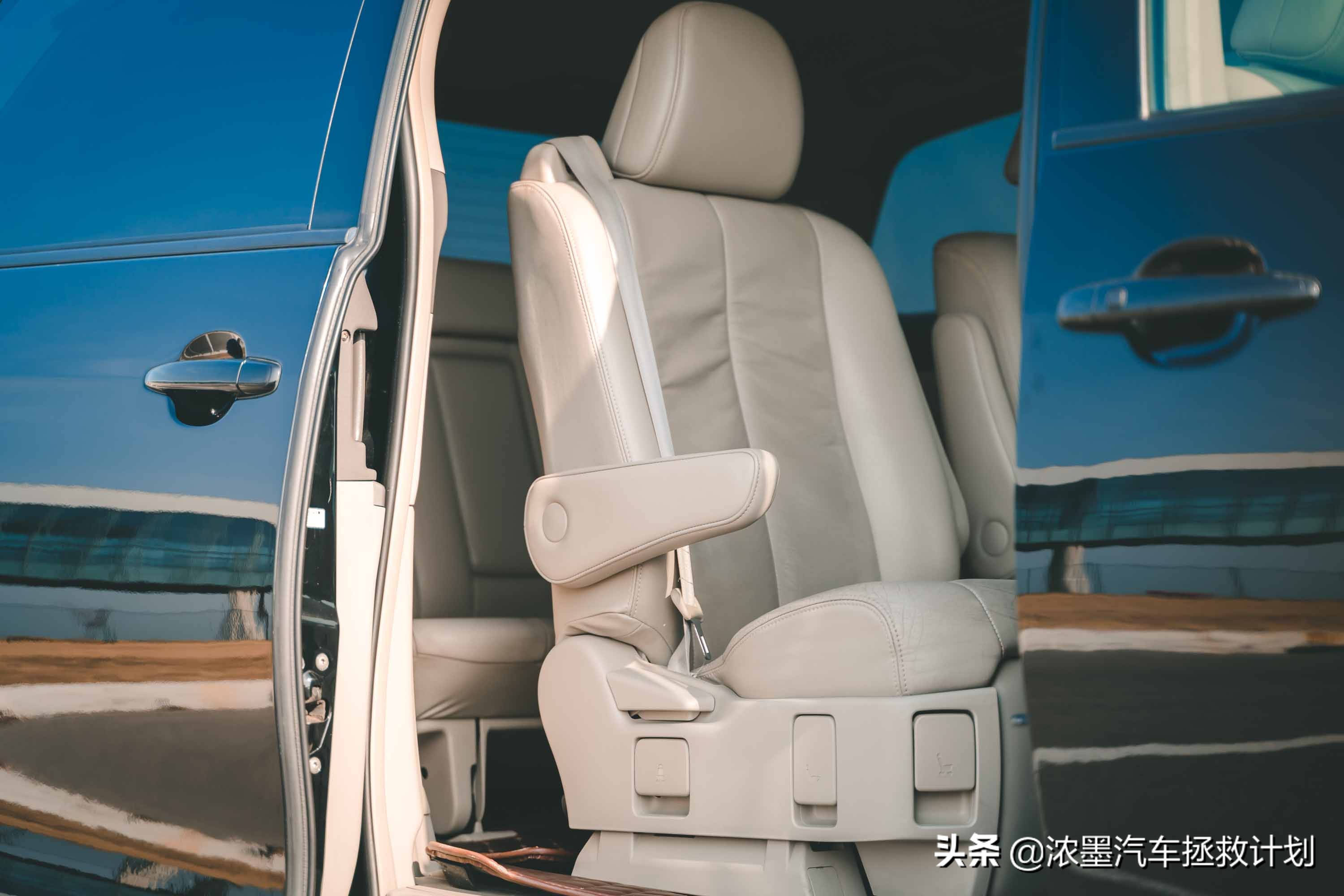 翻新一台老款丰田普瑞维亚,丰田普瑞维亚大翻新