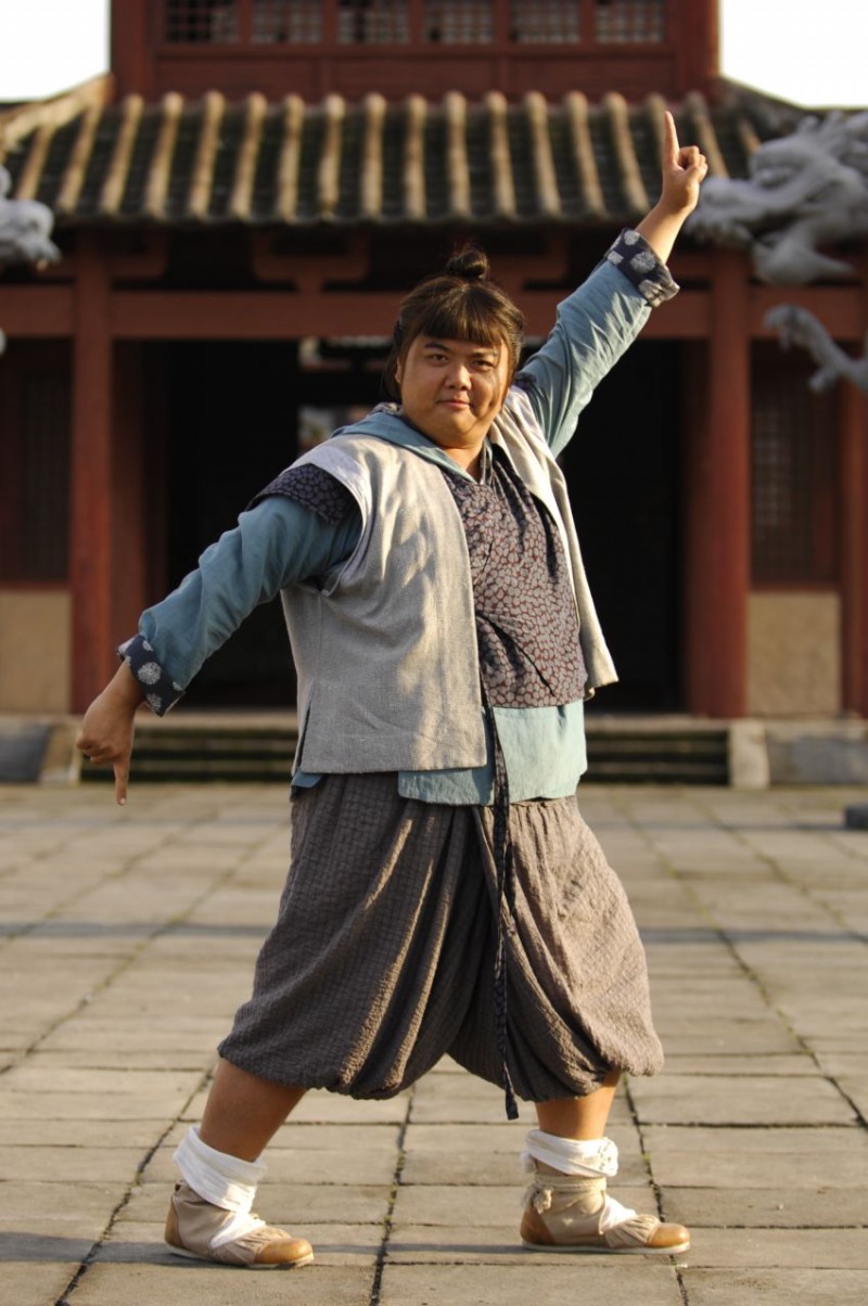 周星驰说很多人找他拍戏,周星驰当年只给他两分钟的镜头