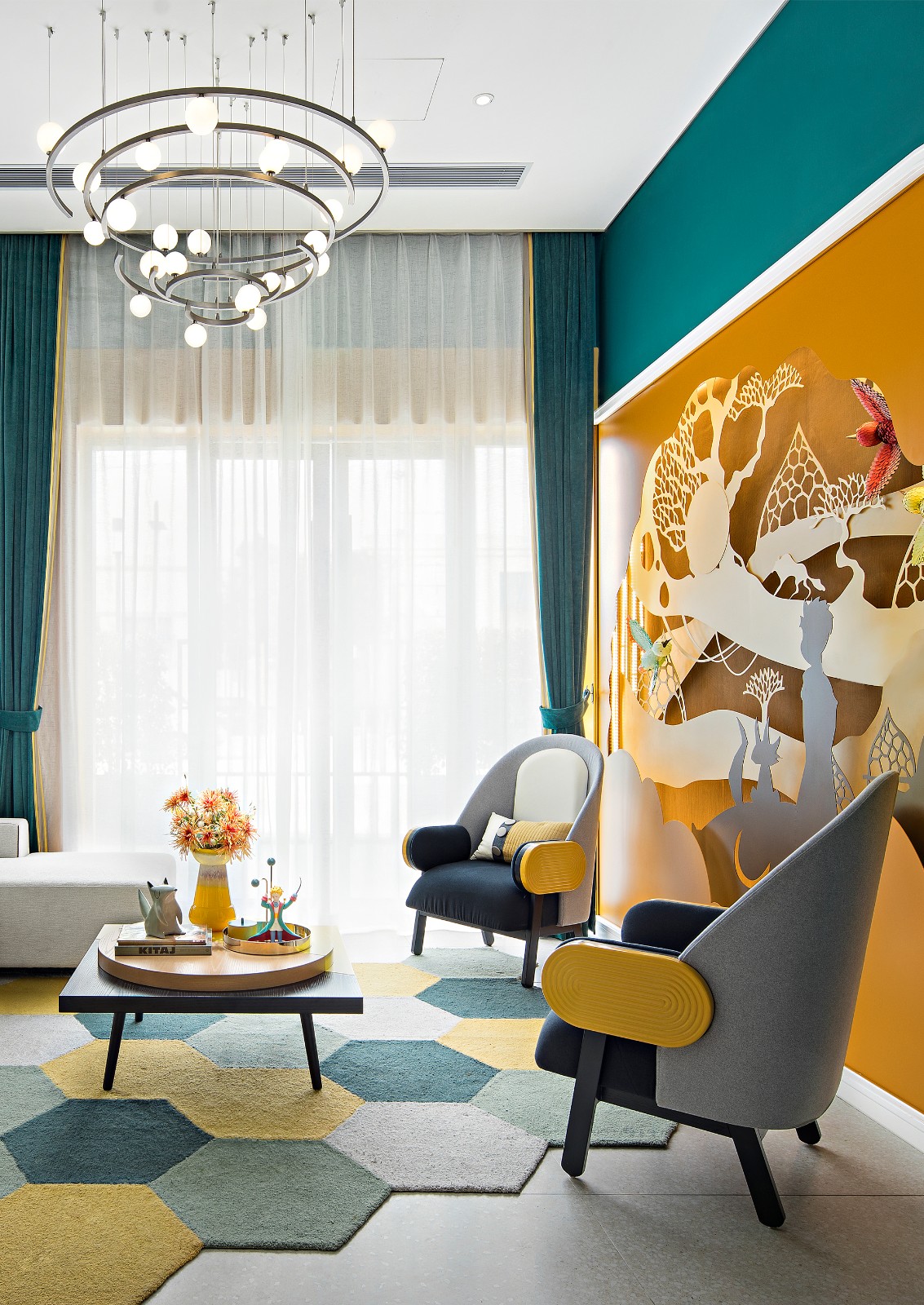 则灵艺术与厚夫设计哪个公司好,则灵艺术深圳有限公司怎么样