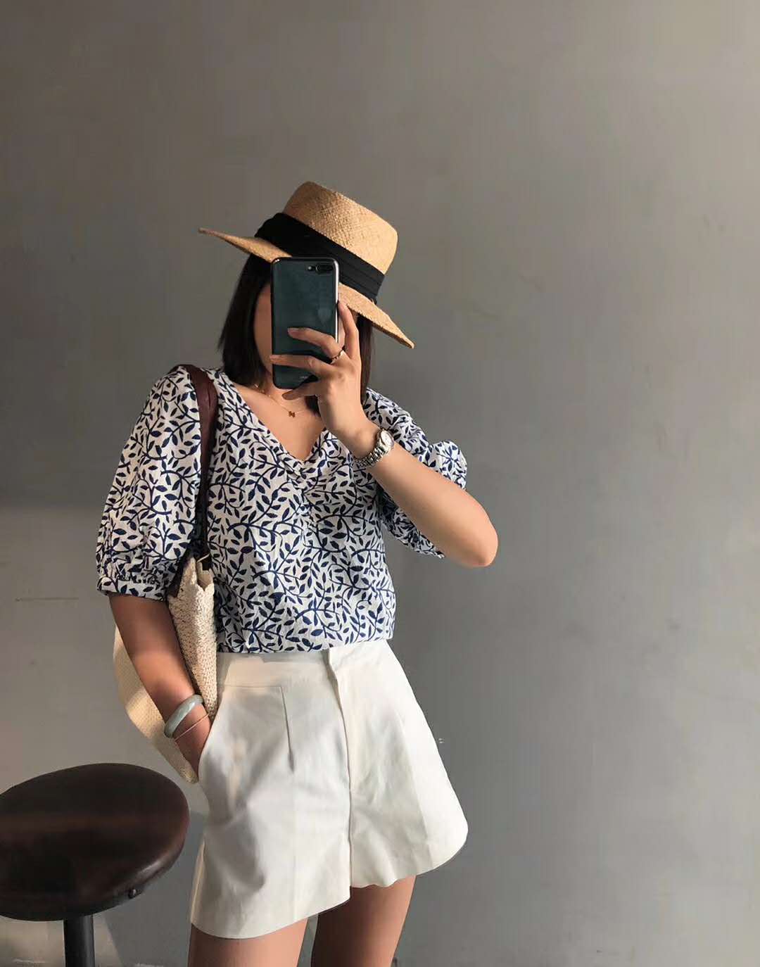 初入职场胖女生穿搭,初入职场的女生怎么穿衣