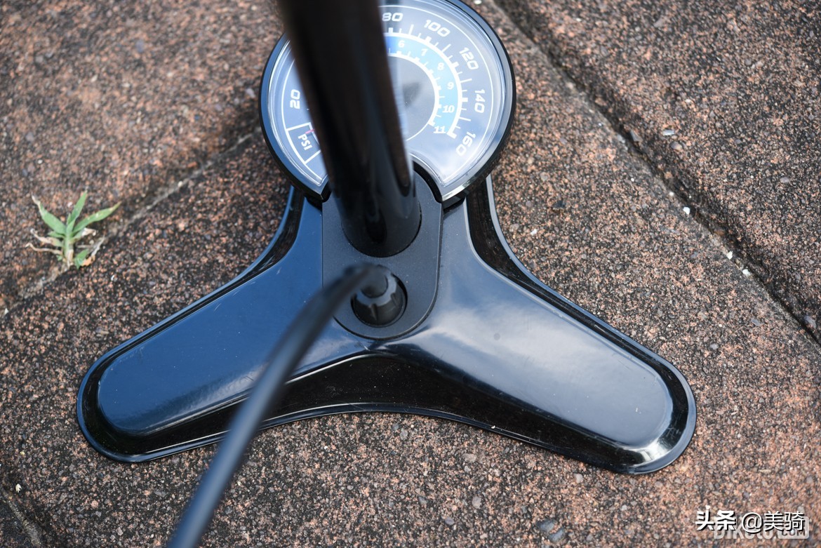 直立式气筒,好看能打的台球杆