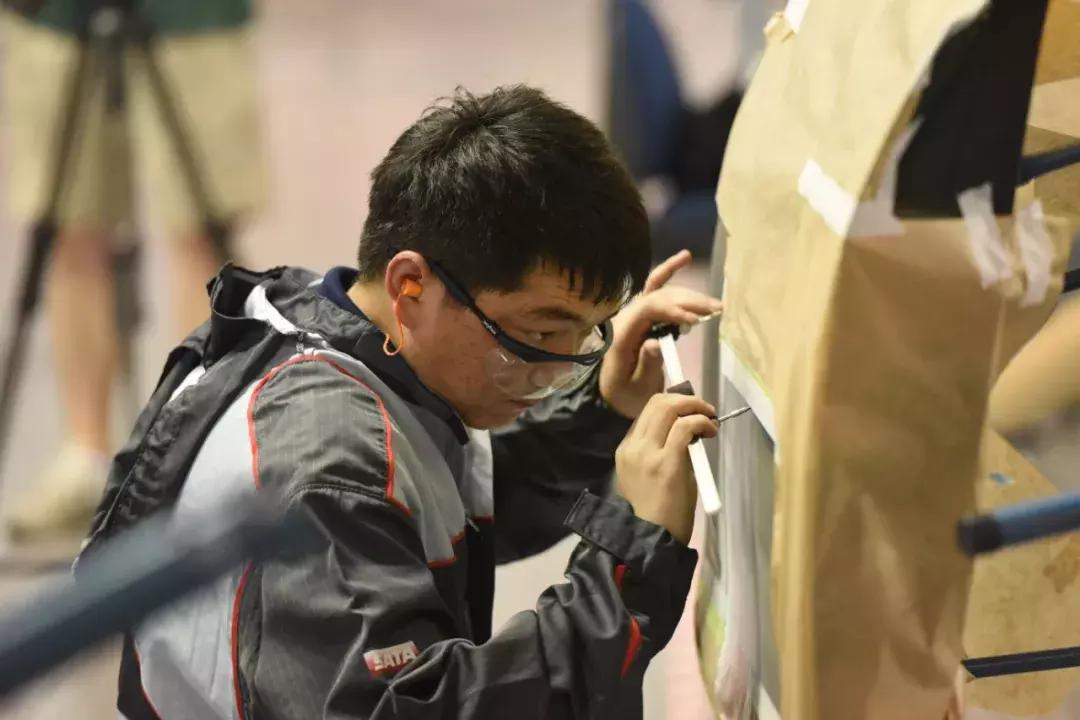 高手在民间熟练的工人师傅们,高手在民间劳动人民的智慧最可贵