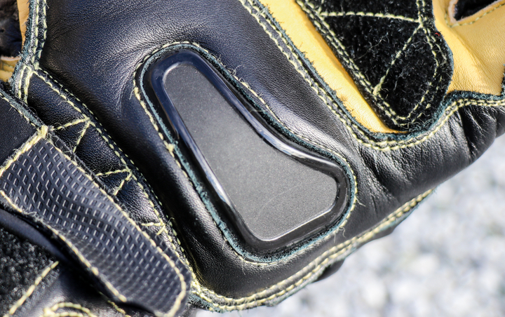 平价摩托车手套测评,冬季骑行手套摩托车测评