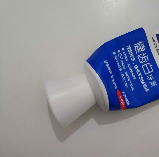 大灯内侧发污怎么修复,大灯里面氧化模糊怎么处理