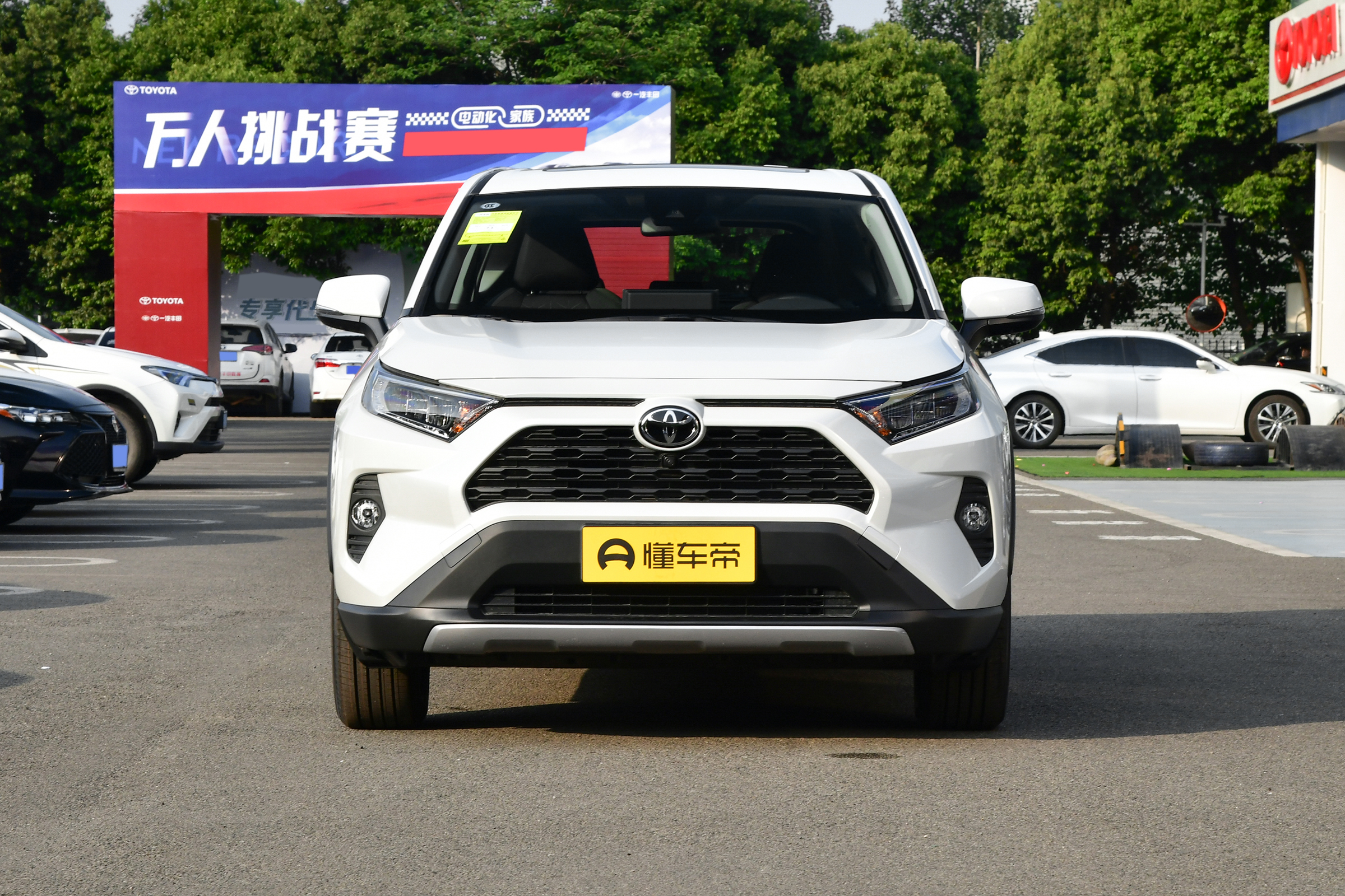 rav4荣放车型介绍,rav4荣放2024款混动版测试