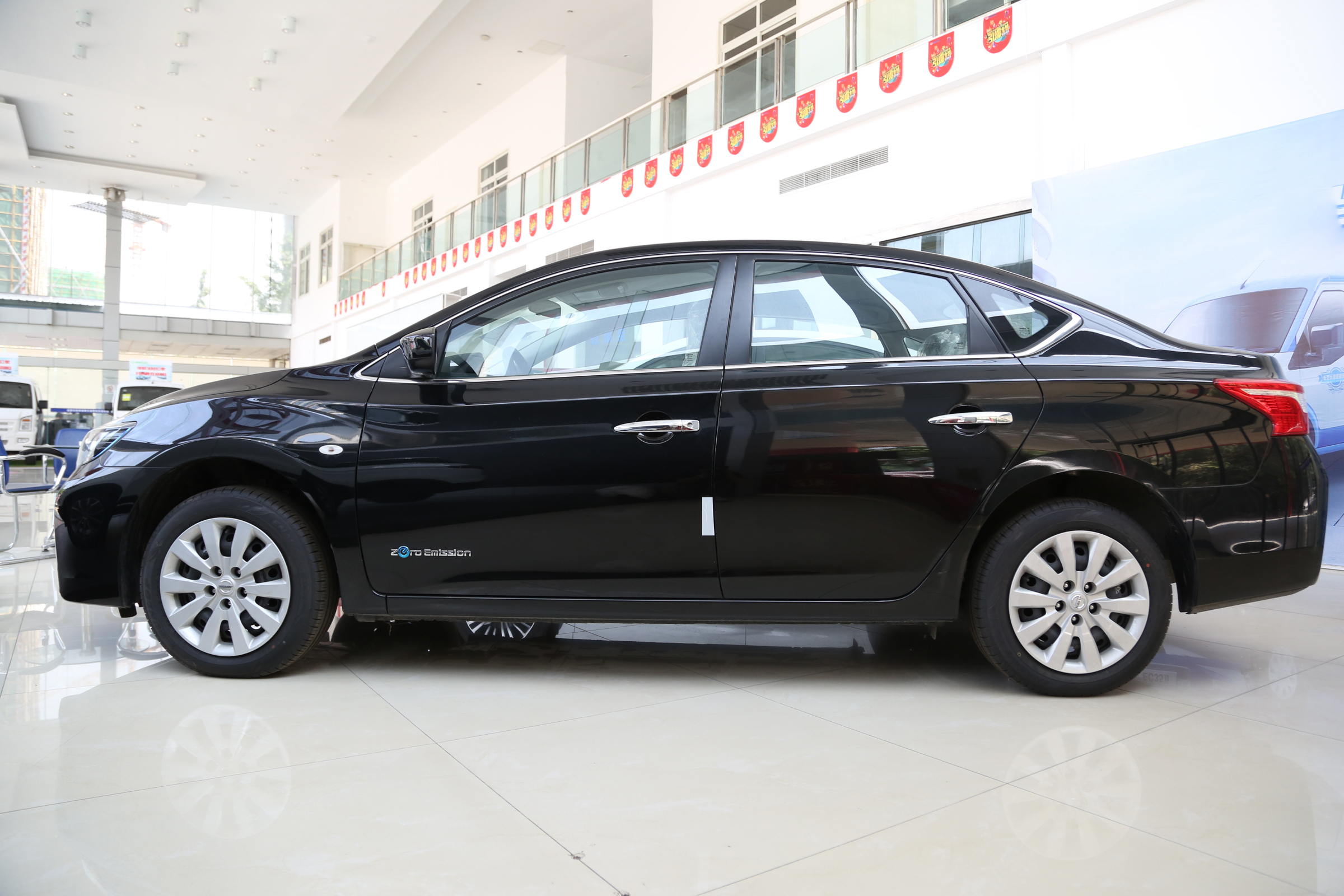 轩逸操控,18款日产轩逸纯电怎么样