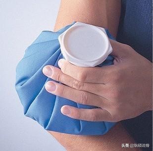 关节扭伤急救期处理原则,关节扭伤冰敷的正确方法