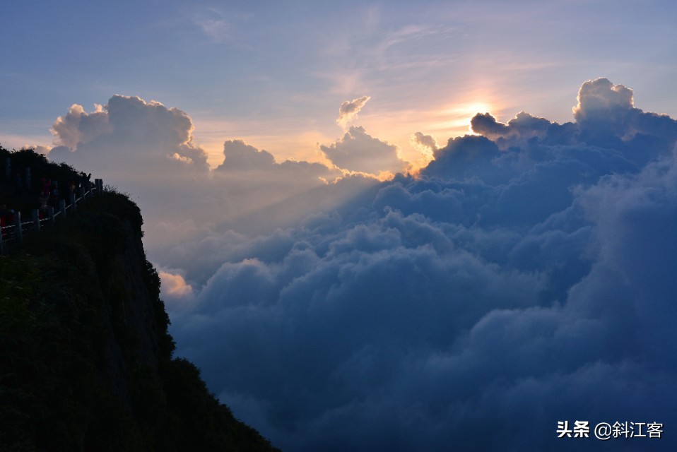 鍗拌薄鏃ュ嚭杩樻槸鏃ュ嚭鍗拌薄,鏃ュ嚭鍗拌薄鎻忕粯鐨勬槸鏃ュ嚭杩樻槸鏃ヨ惤