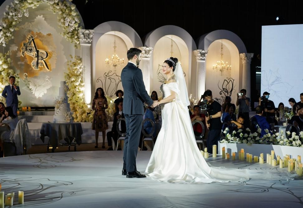 世界铜王王文银身价9000多亿,千亿富豪王文银