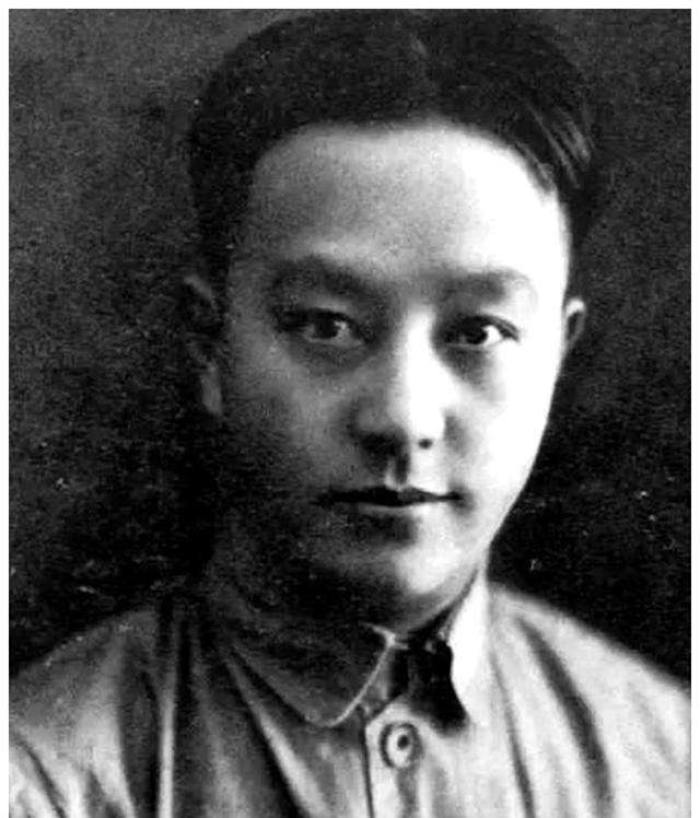 遵义会议时讽刺毛主席不会打仗的凯丰,他最终的人生结局如何?