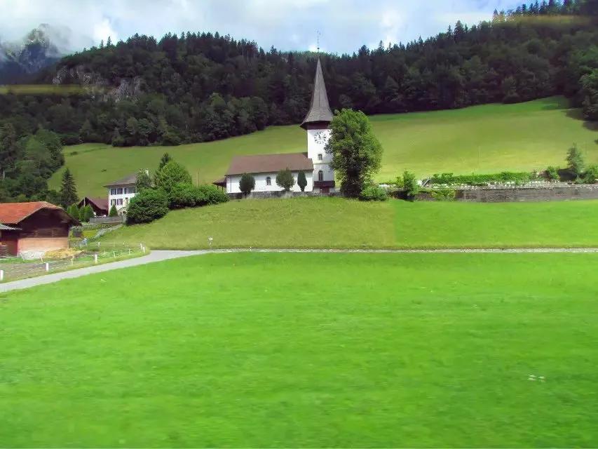 瑞士之行——从蒙特勒到格林瓦尔德