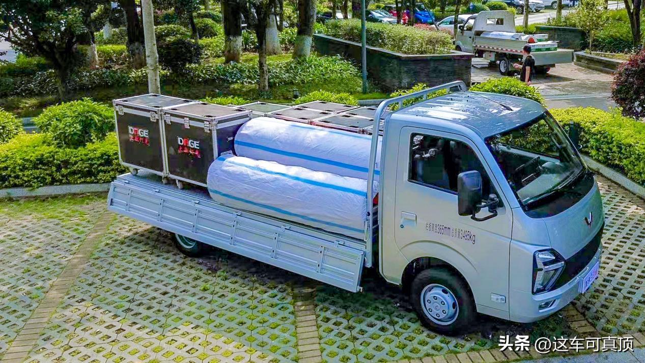 五菱龙卡办齐上路多少钱,五菱龙卡排半3米8售价是多少