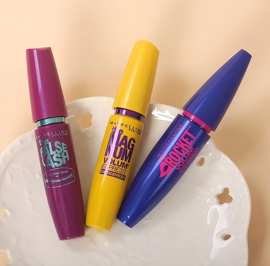 睫毛膏推荐三件套,三款好用的睫毛膏推荐知乎