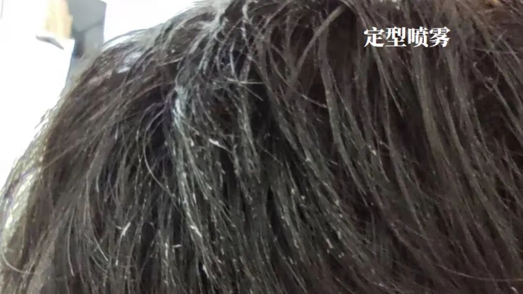 发型乱了也不影响臭美,发型乱了不要紧