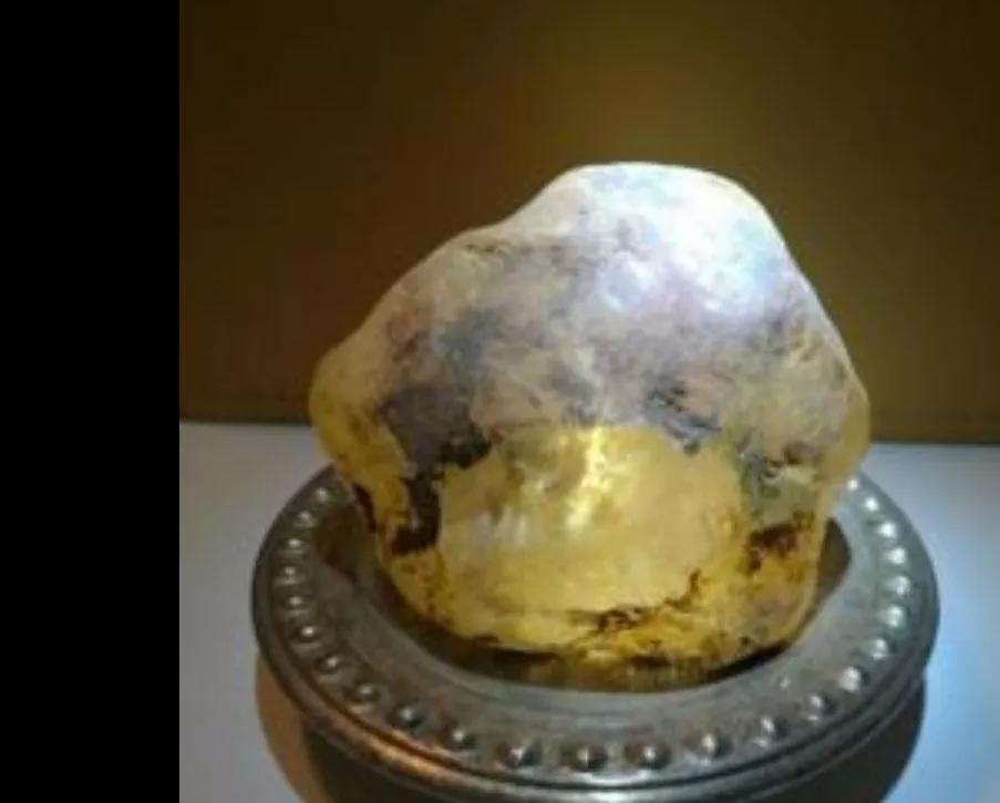 你知道钻石是什么吗,你知道玉石有多少品种吗