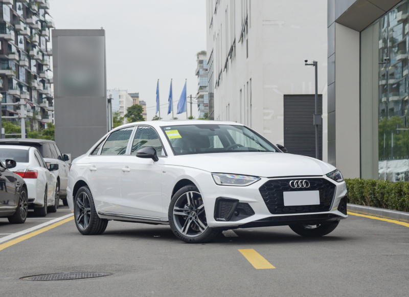 奥迪a4l体验2021,体验2018奥迪a4l45quattro