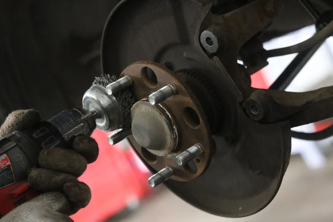 6代本田雅阁翻新改造全过程,本田六代雅阁老车翻新过程