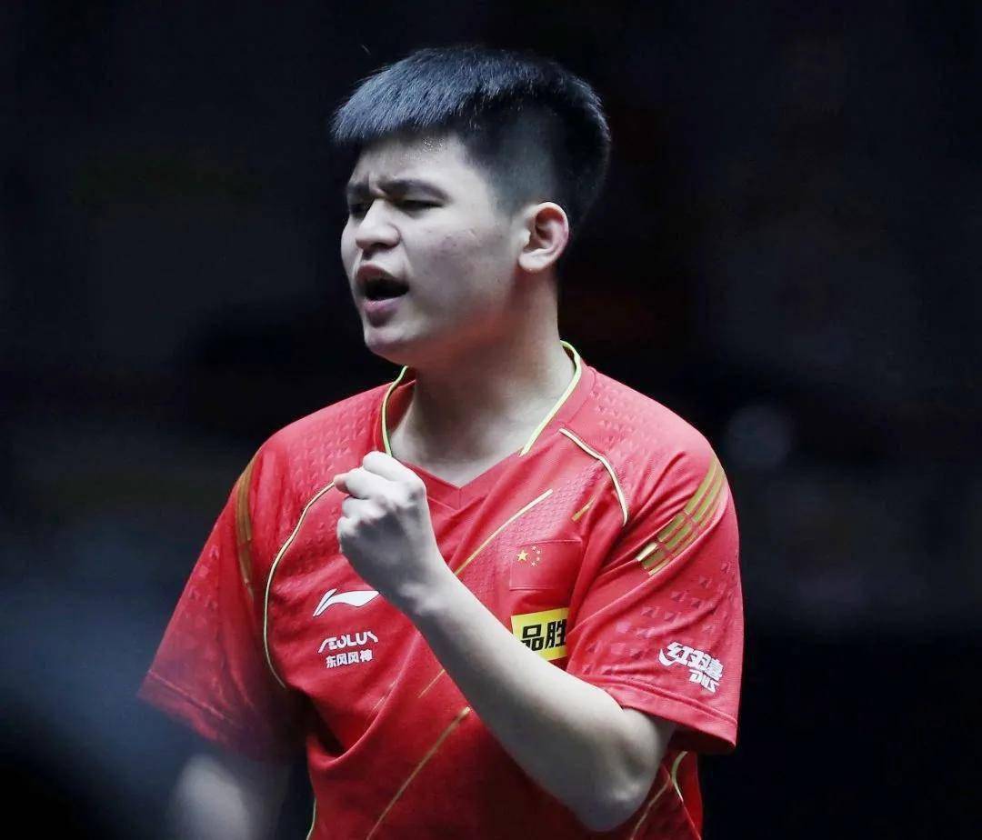 乒乓天才樊振东打出无解球,樊振东打乒乓有多厉害