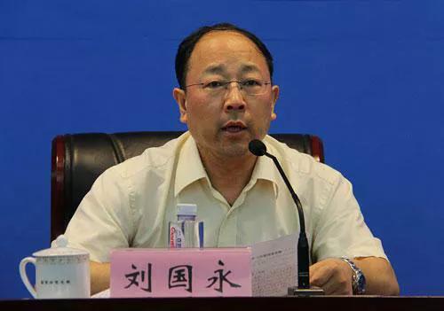 杜退休继任者已产生，一肩三挑主管三大球，足协主席进一步被削权