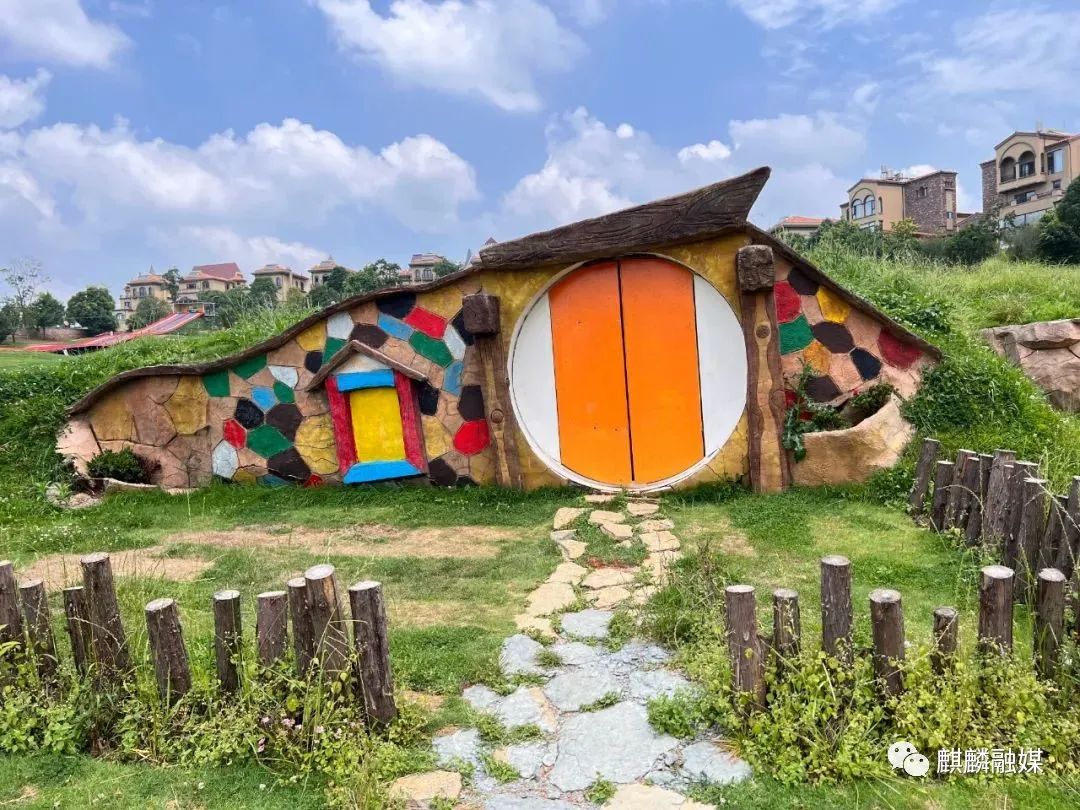 金麟湾爱情小镇湿地公园团购,曲靖金麟湾爱情小镇官方