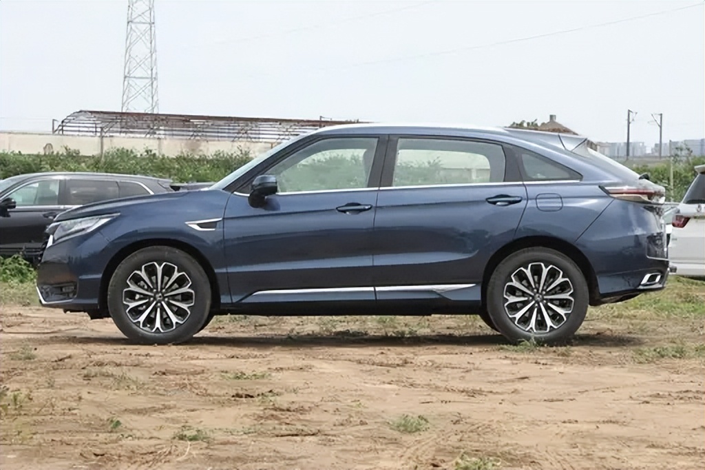 本田urv车型大幅降价,本田urv全部车型及报价表