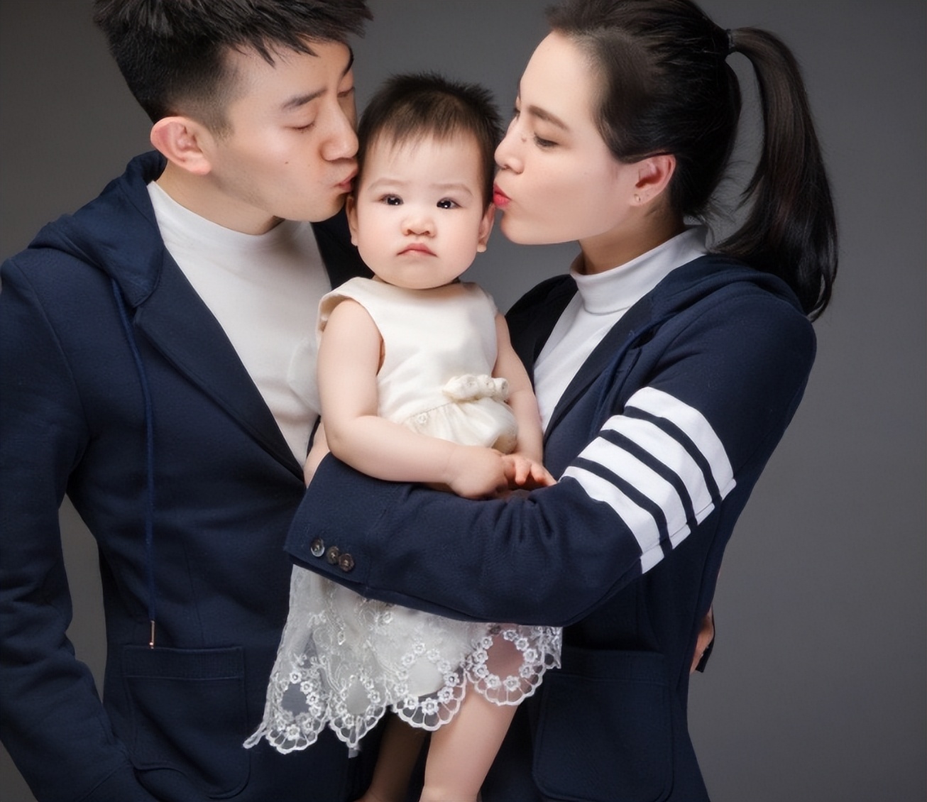 吴敏霞退役后的幸福生活揭秘,吴敏霞经历了什么