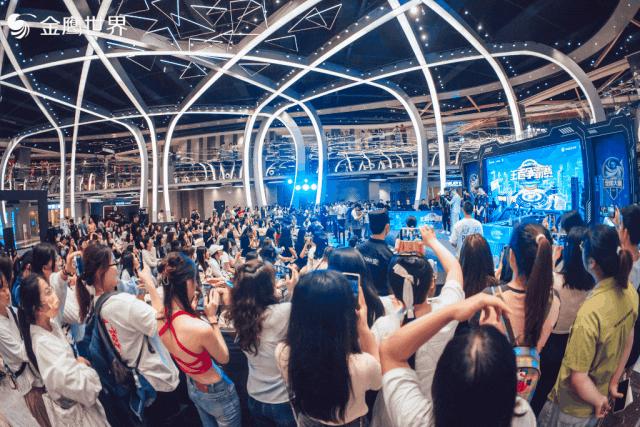 南京金鹰世界都挨着哪些商场,南京金鹰单体购物中心