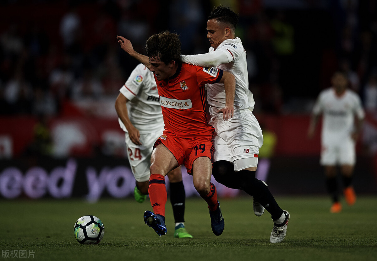 足球战况解析，盘口分析，赛事扫盘，实单参考，预测比分+总进球