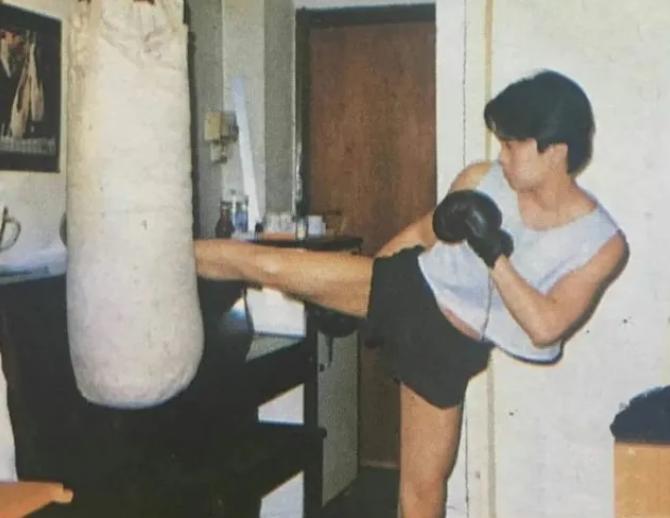 情断周扬青完整版,朱茵周星驰伤感情史