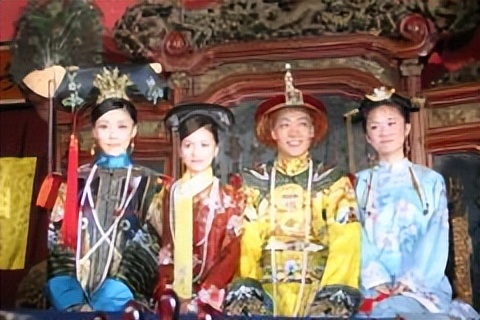 明朝和清朝都有一个嘉庆帝,嘉庆帝为什么成为清朝皇帝