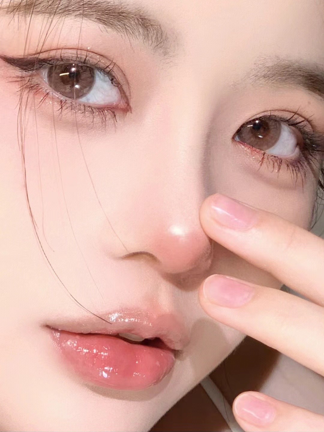 29岁脸上老是长痘痘是什么原因,脸上从来不长痘突然长痘怎么回事