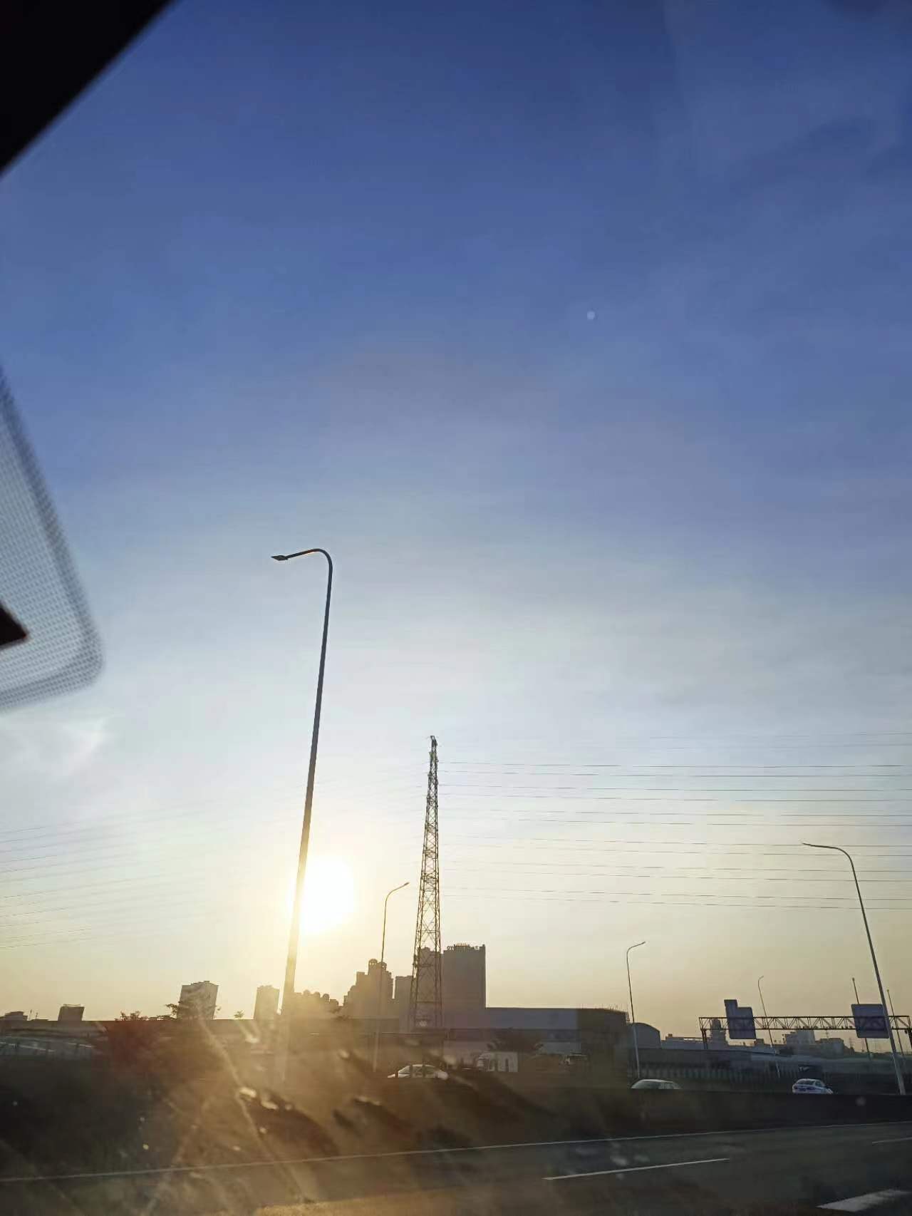 闈掓煚鑻忔墦鑹瞘ameboy,灏忓尯閲岄亣鍒颁竴涓皬鐢峰