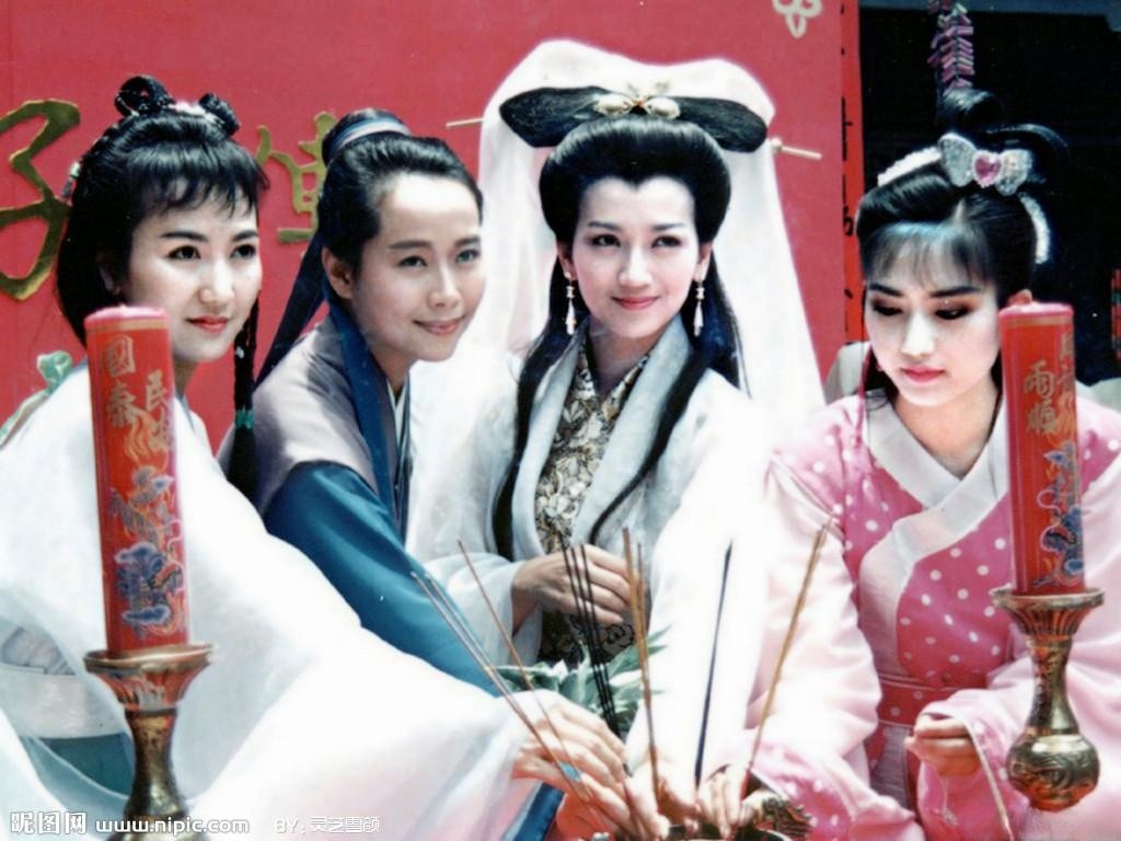 69岁赵雅芝与59岁的叶童庆生,69岁赵雅芝和60岁的叶童同框