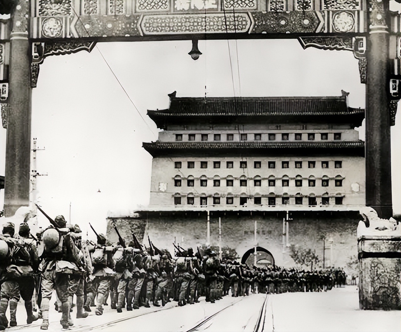 午夜北平：民国版罪恶之城，日据后*品毒**泛滥，白俄男女的欢舞场